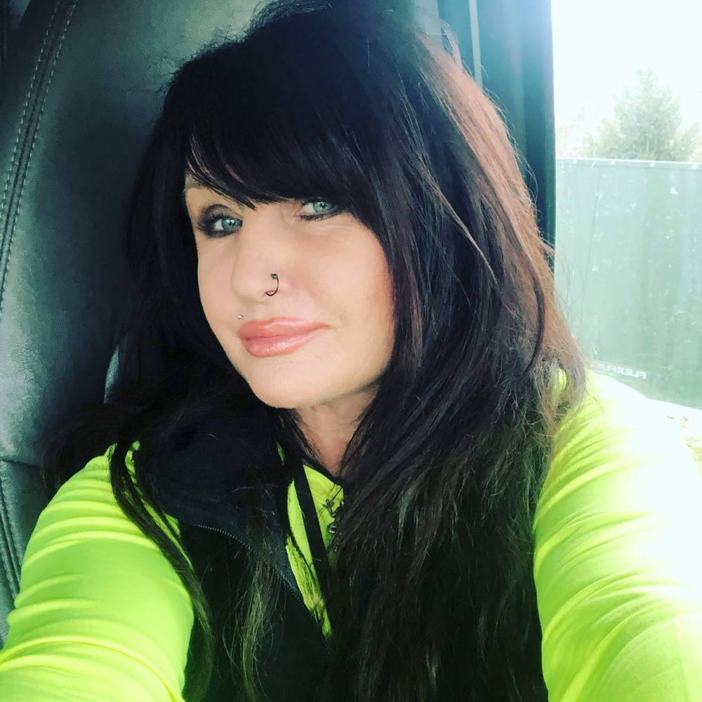 Meet your Posher, Diana